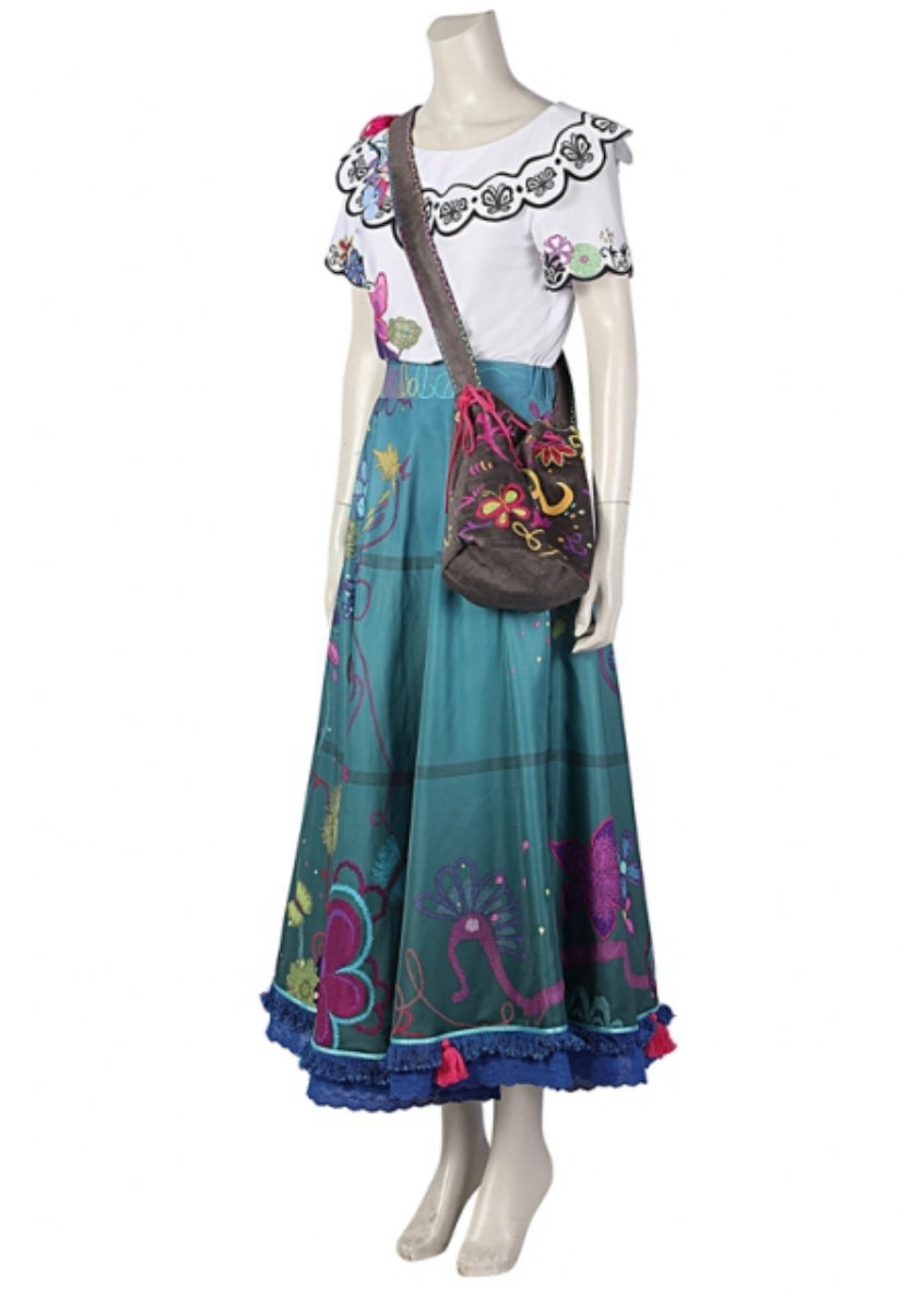 Mirella cosplay