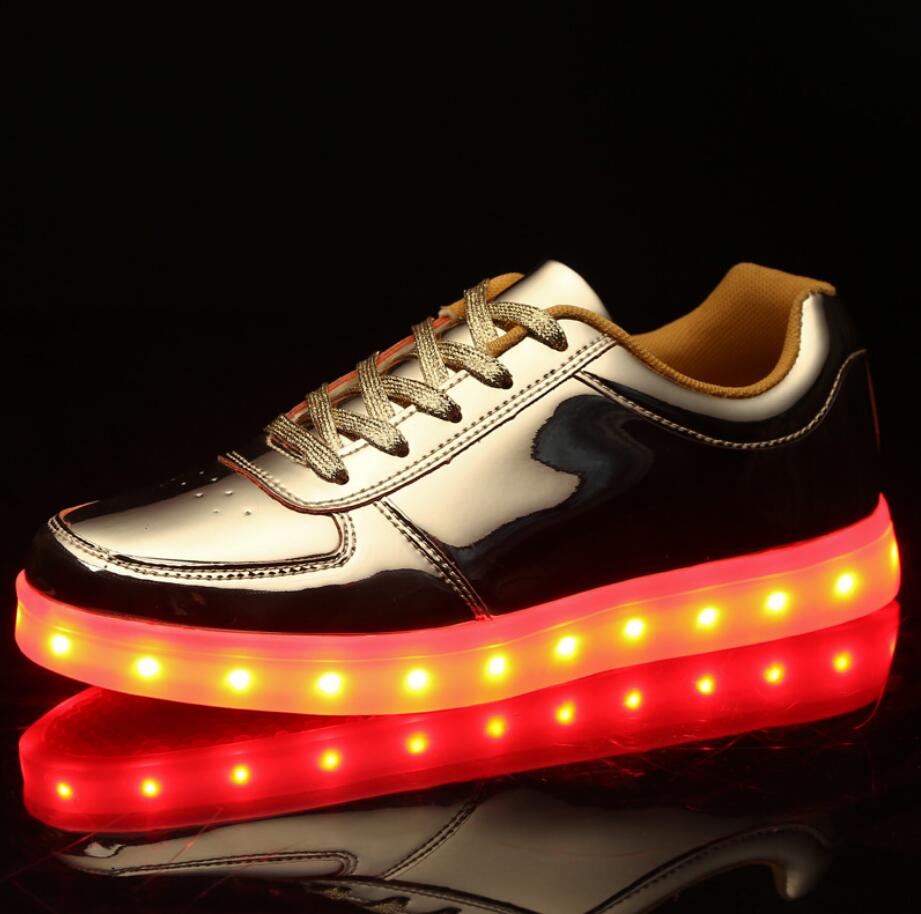 sneaker led