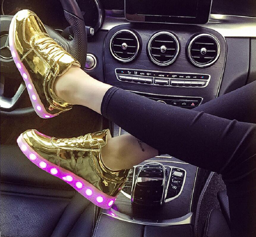 sneaker led